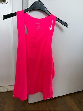 Nike Men’s Neon Pink Aeroswift Athletic/Run Tank Top